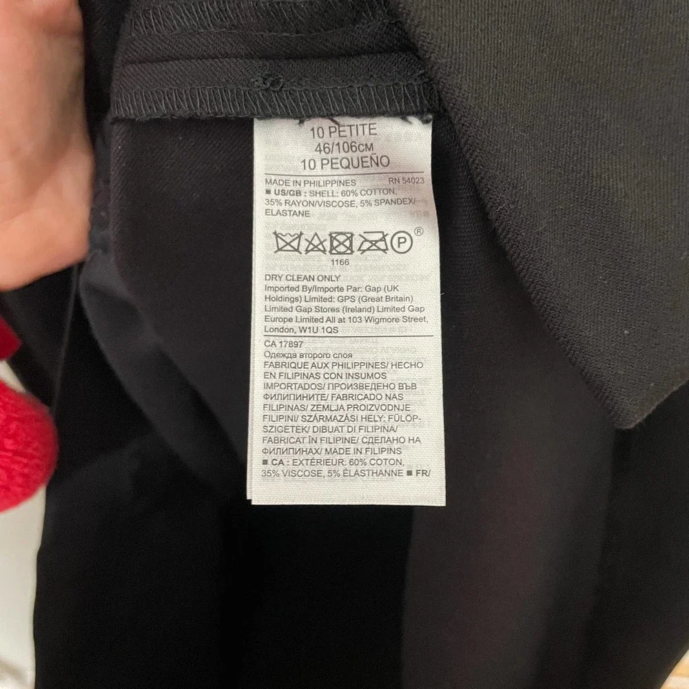 NWT Banana Republic Ring Collar Little Black Dress Sleeveless Knee Length 10p - Picture 7 of 7